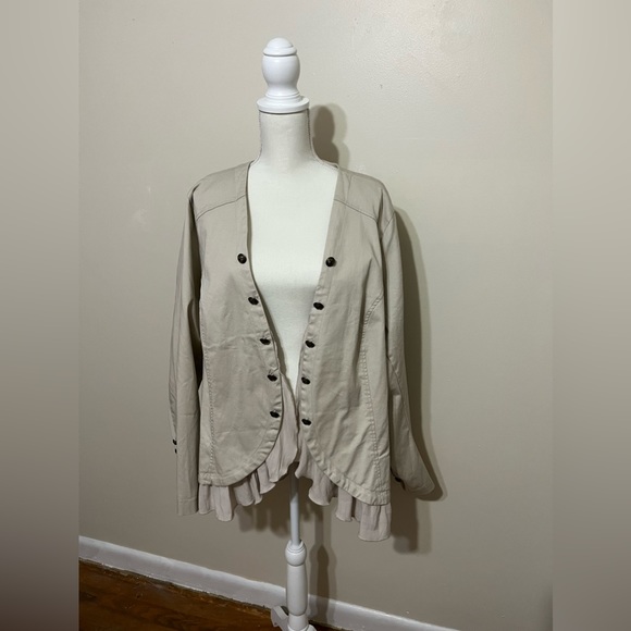 torrid Jackets & Blazers - NWT plus-size, cream-colored military style jacket